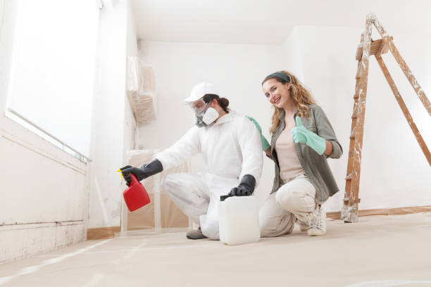 Best Biohazard Mold Removal  in Crest, CA